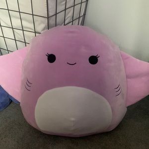 Trying to sell my collection